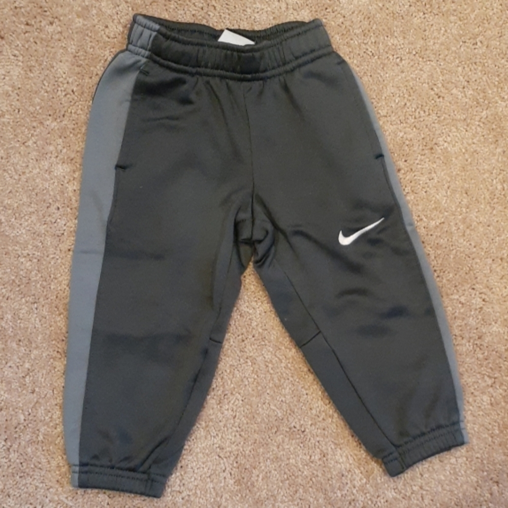 Nike Joggers